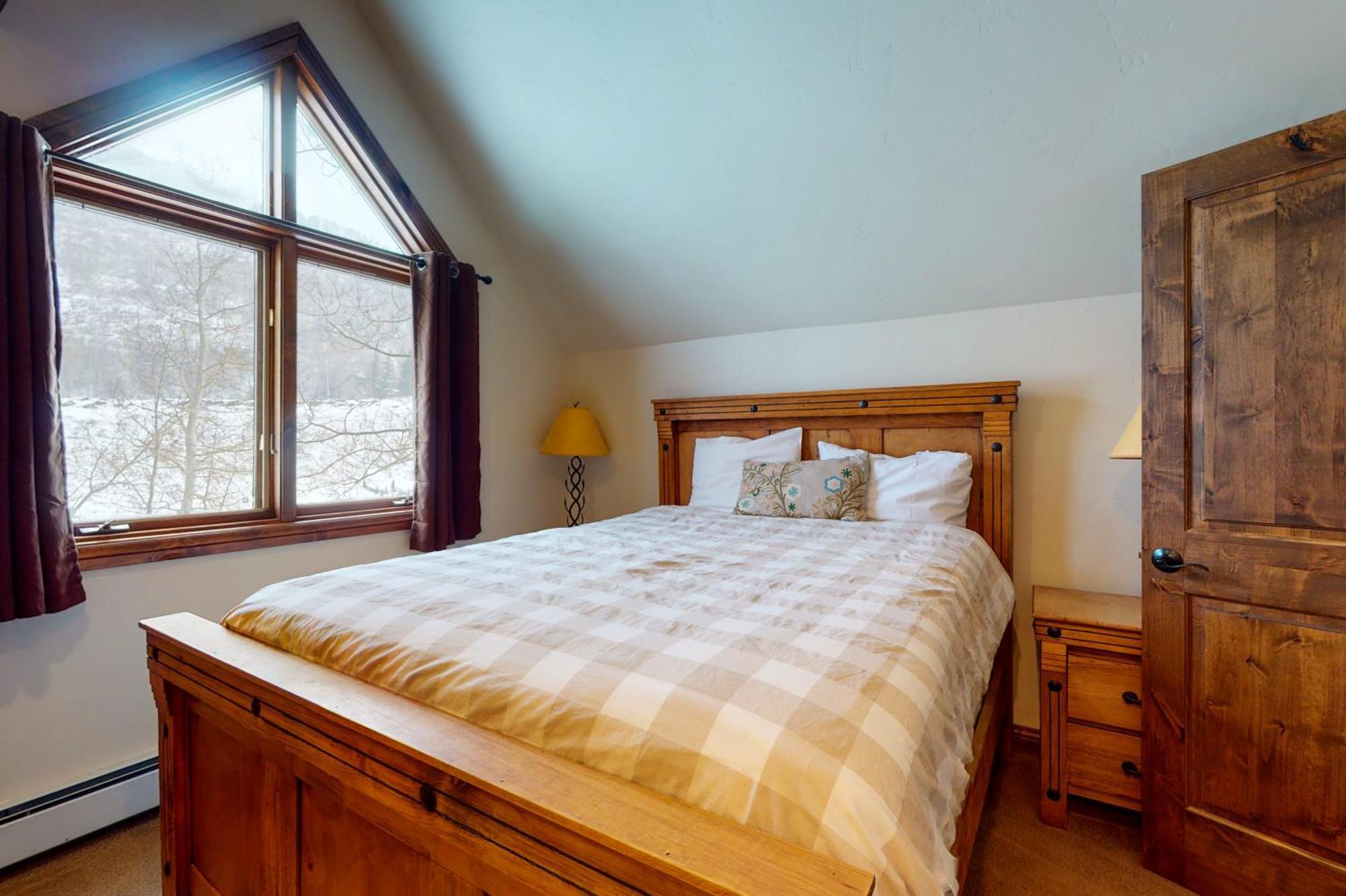 Ledges Villa Vail Room photo